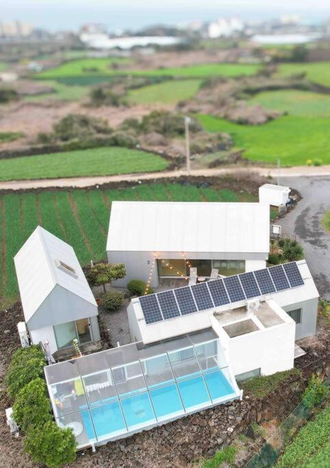 Private Pool Villa Family Room Jeju Exterior foto